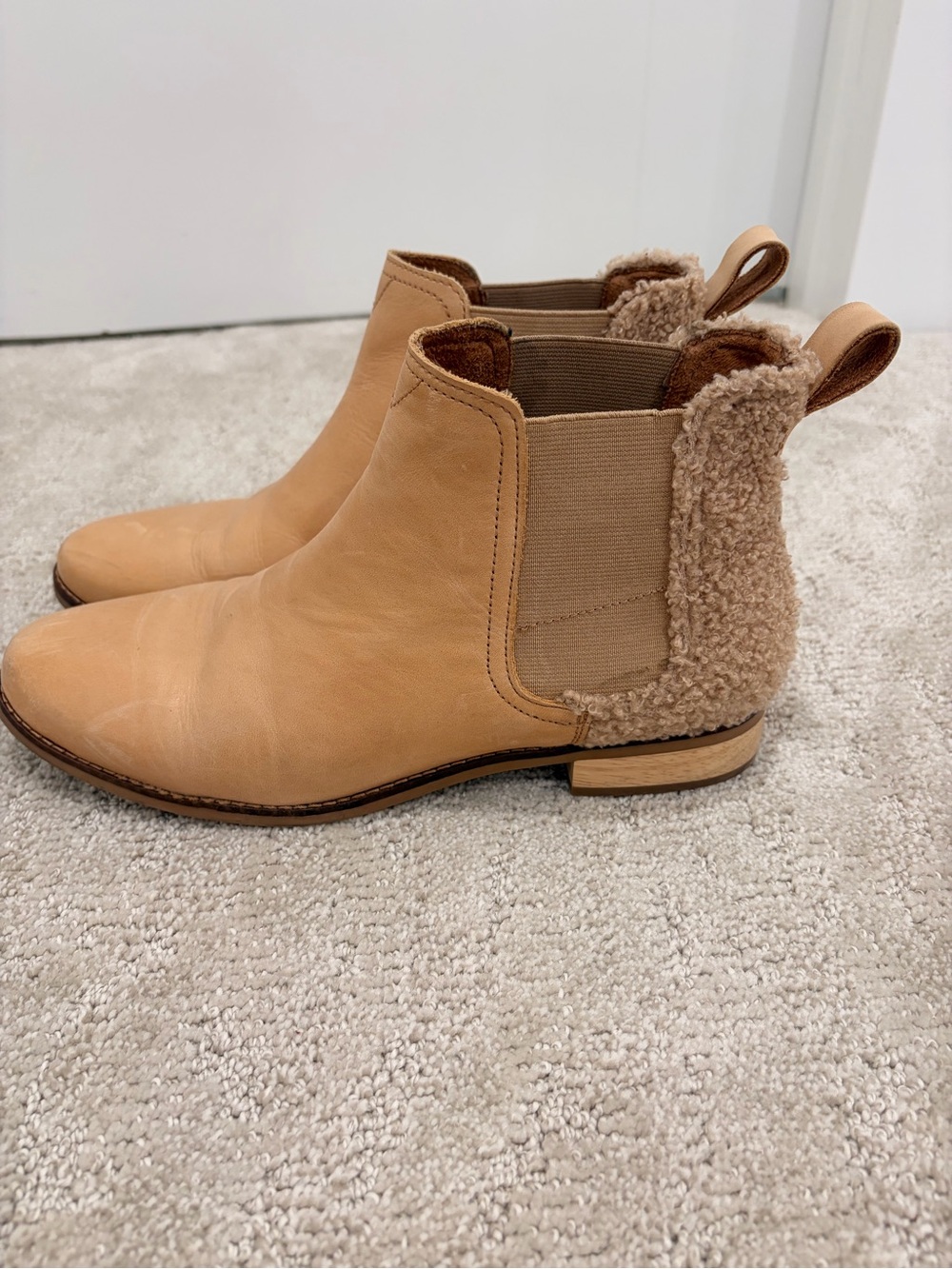 Tan Chelsea Ankle Boots with Sherpa Trim